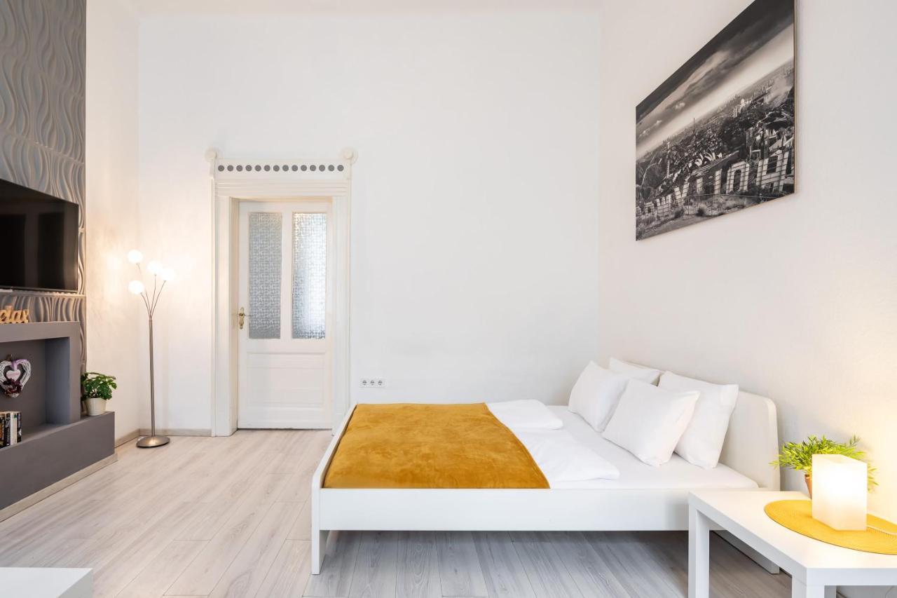 New, High Quality Apartment In The City Center Budapeste Exterior foto