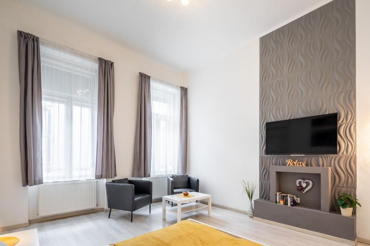 New, High Quality Apartment In The City Center Budapeste Exterior foto