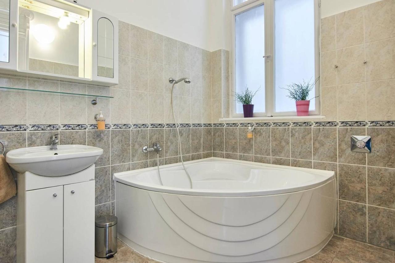 New, High Quality Apartment In The City Center Budapeste Exterior foto